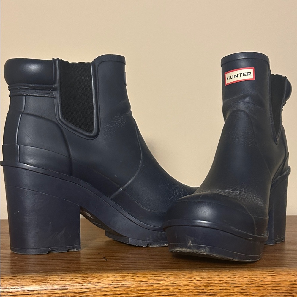 Hunter Women's Dark Blue Heeled Boots